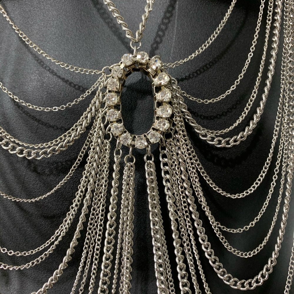 Fashion Jewelries for dress design - Picture 2 of 7